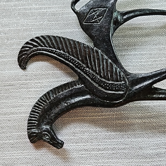 Mcm Cast metal winged horse sculpture - Picture 7 of 7